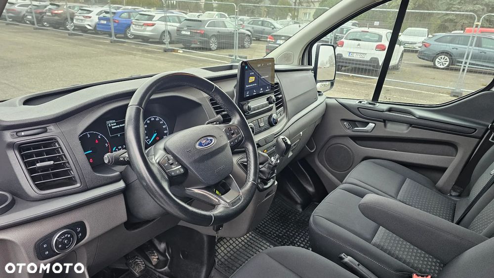 Ford Transit Custom - 11