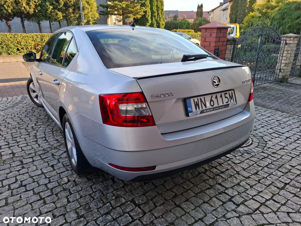 Skoda Octavia 1.5 TSI ACT Ambition - 6