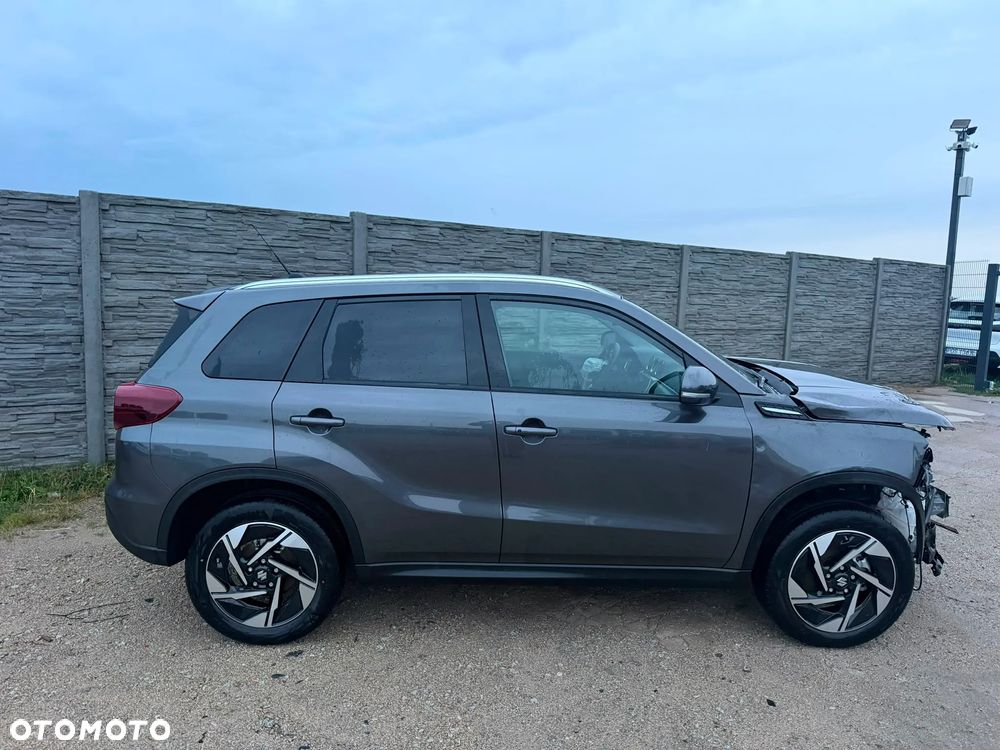 Suzuki Vitara 1.4 Boosterjet Hybrid Automatik Comfort - 31
