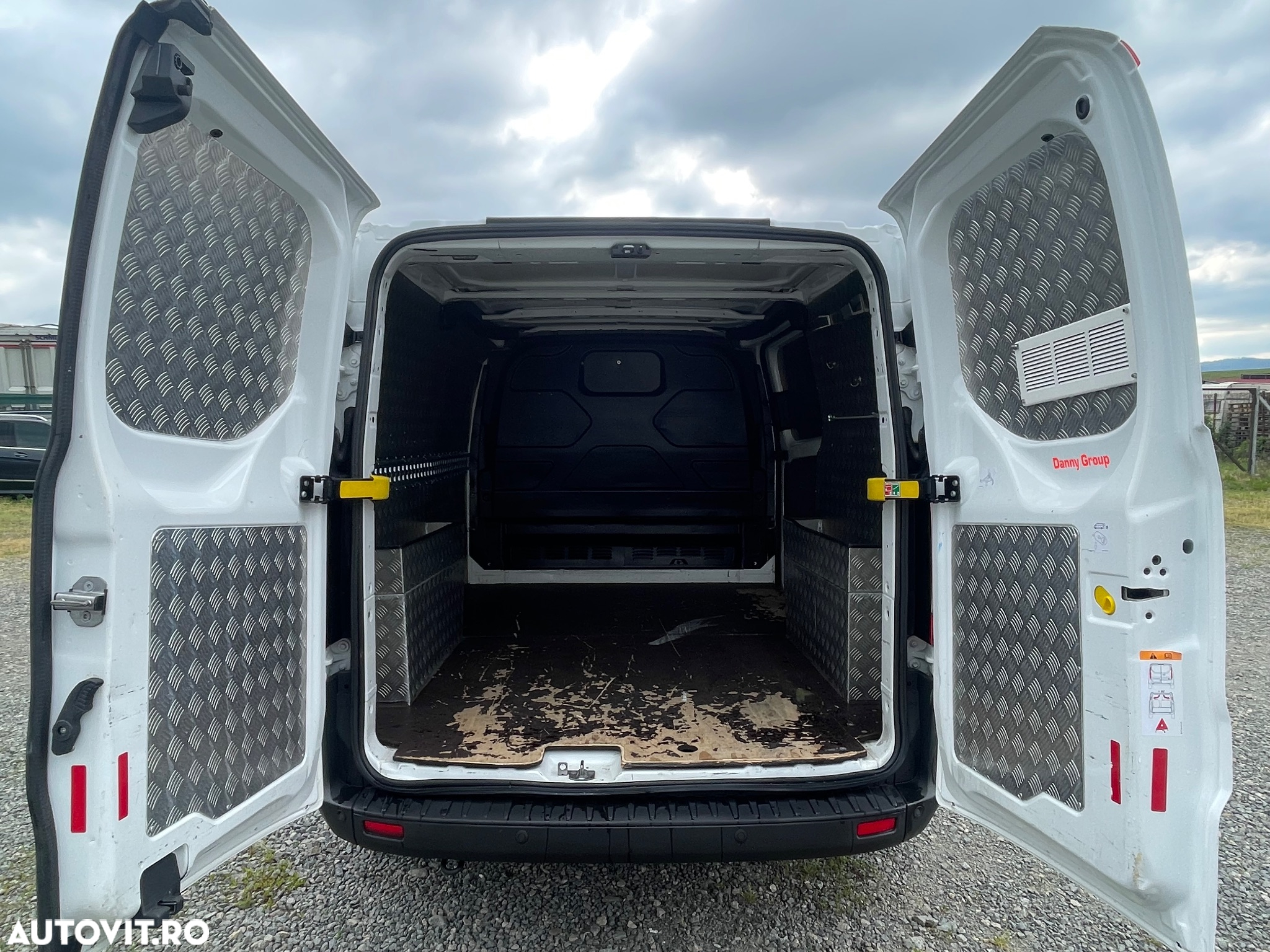 Ford Transit Custom - 9