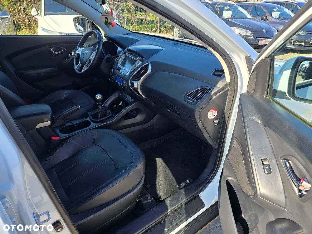 Hyundai ix35 - 11