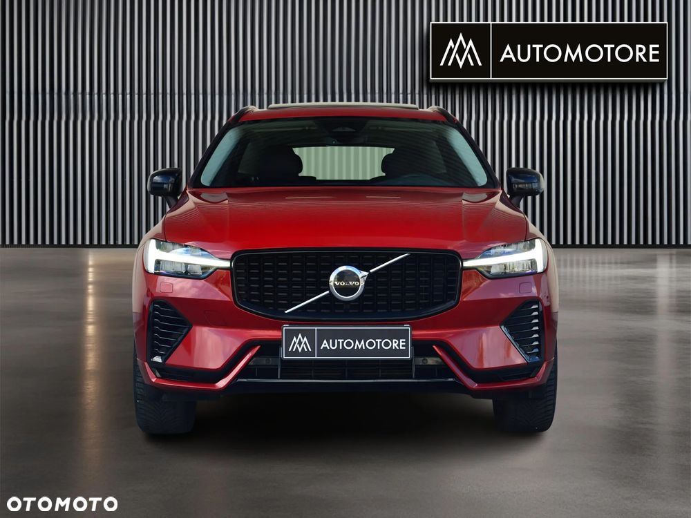 Volvo XC 60 T8 Plug-In Hybrid AWD Plus Dark - 4