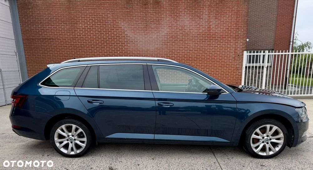 Skoda Superb 1.8 TSI DSG SportLine - 18