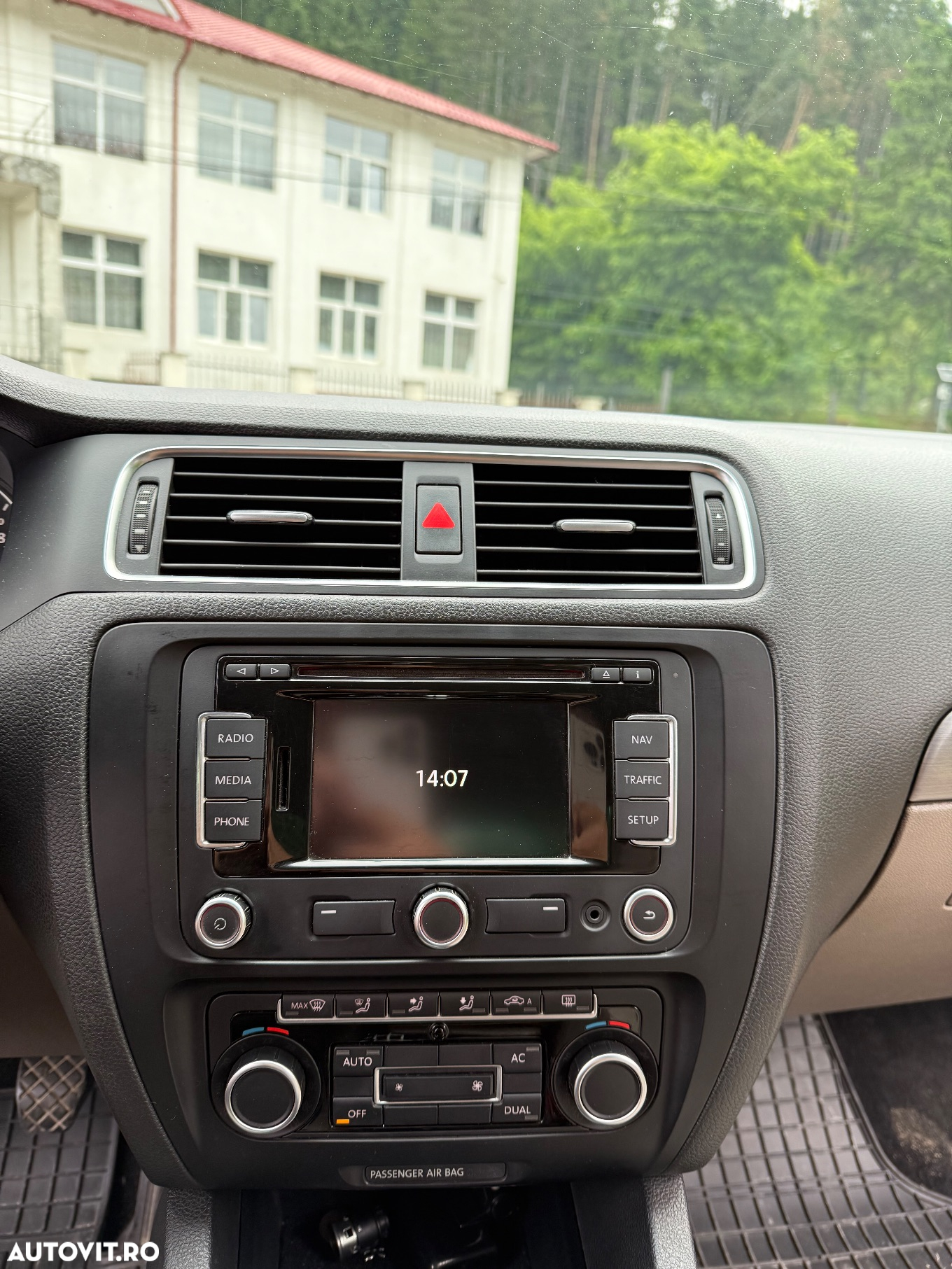 Volkswagen Jetta 1.6 TDI DPF Comfortline - 7