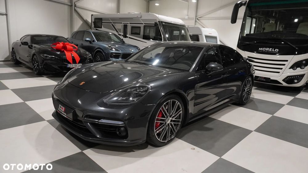 Porsche Panamera Turbo - 14