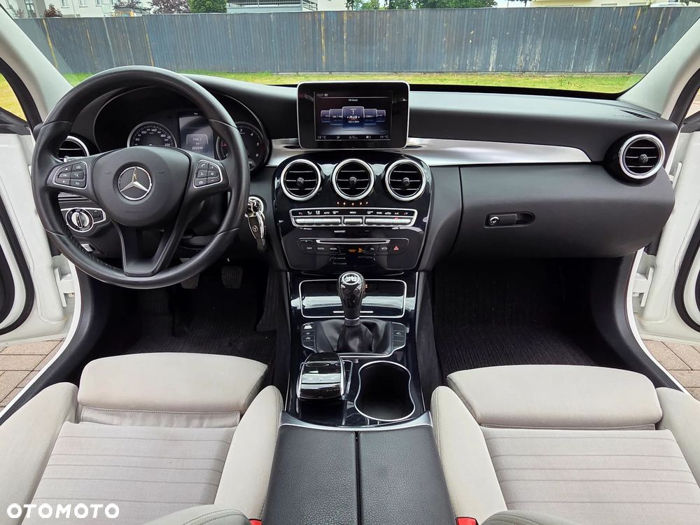 Mercedes-Benz Klasa C 200 (BlueTEC) d Exclusive - 24