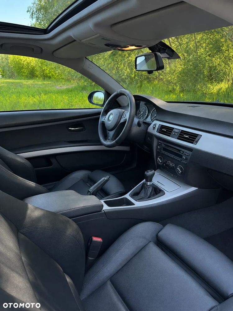 BMW Seria 3 320d DPF - 14