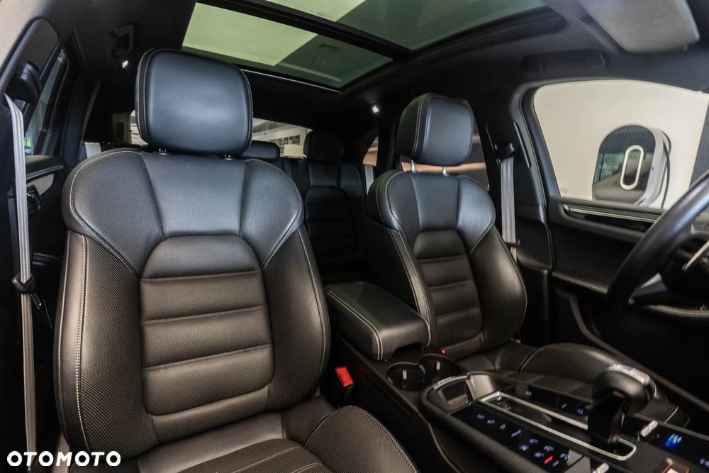 Porsche Macan Standard - 15