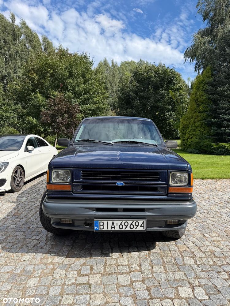 Ford Explorer - 2