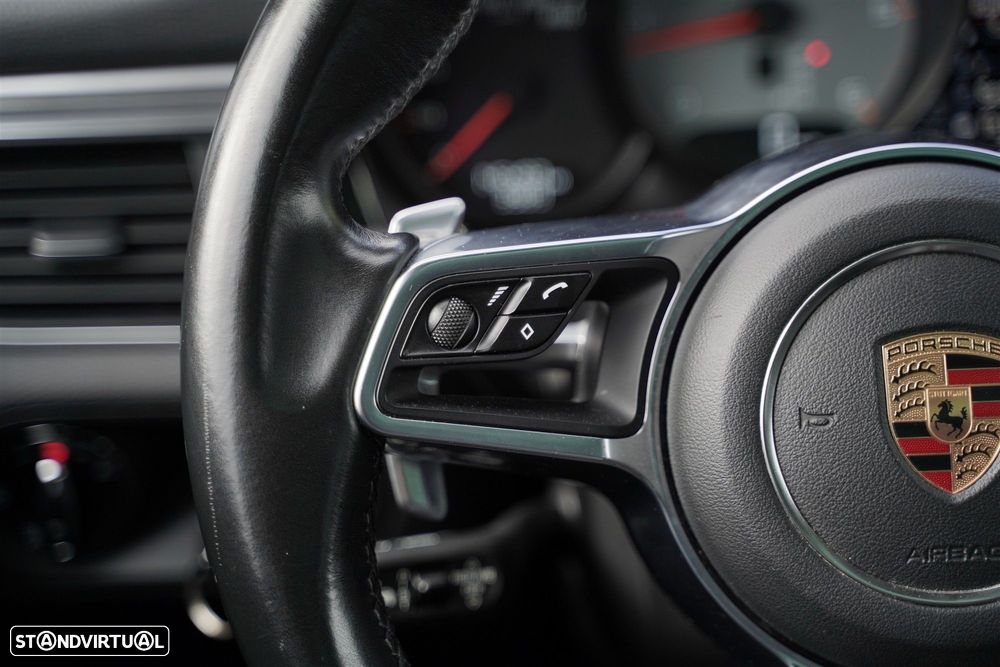 Porsche Macan S - 23