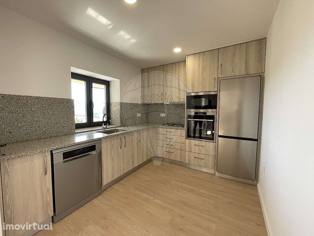 Moradia T3 para venda - Grande imagem: 2/23