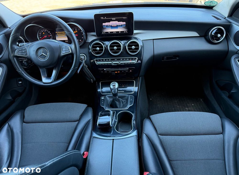 Mercedes-Benz Klasa C 180 Avantgarde - 14