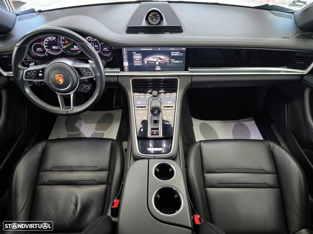 Porsche Panamera - 10