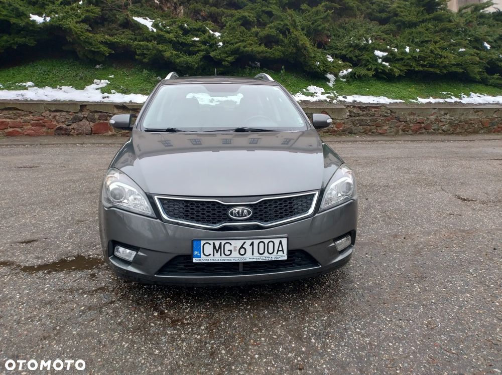 Kia Ceed 1.6 Crdi Comfort + - 1