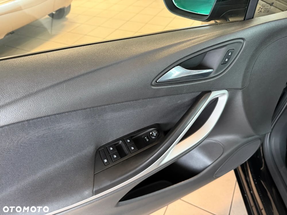 Opel Astra - 11