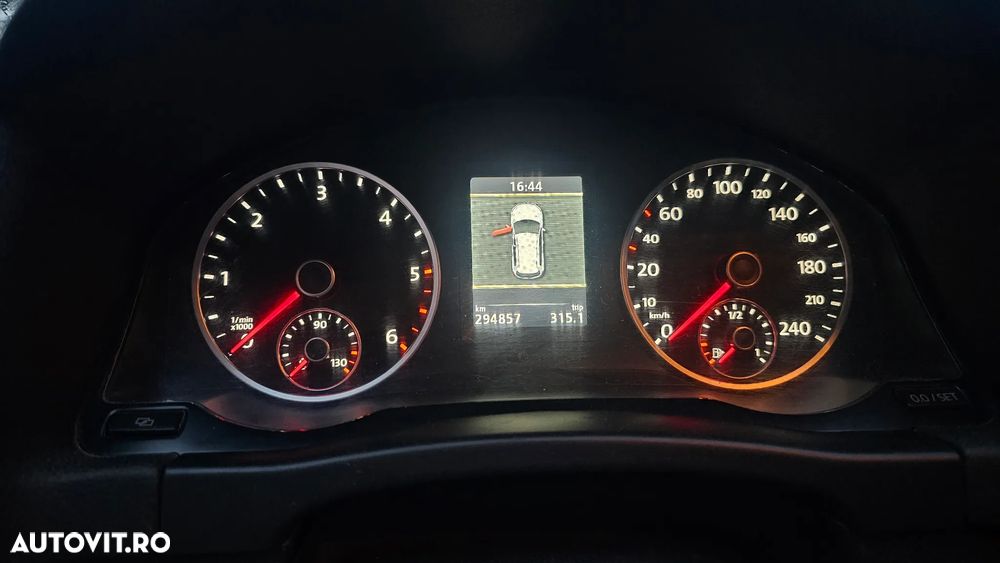 Volkswagen Tiguan 2.0 TDI 4Motion BMT Sport & Style - 13