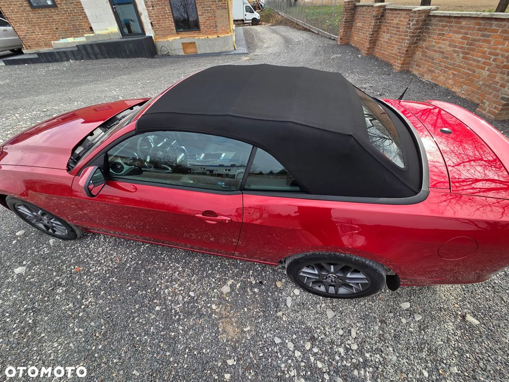 Ford Mustang 3.7 V6 Premium - 33