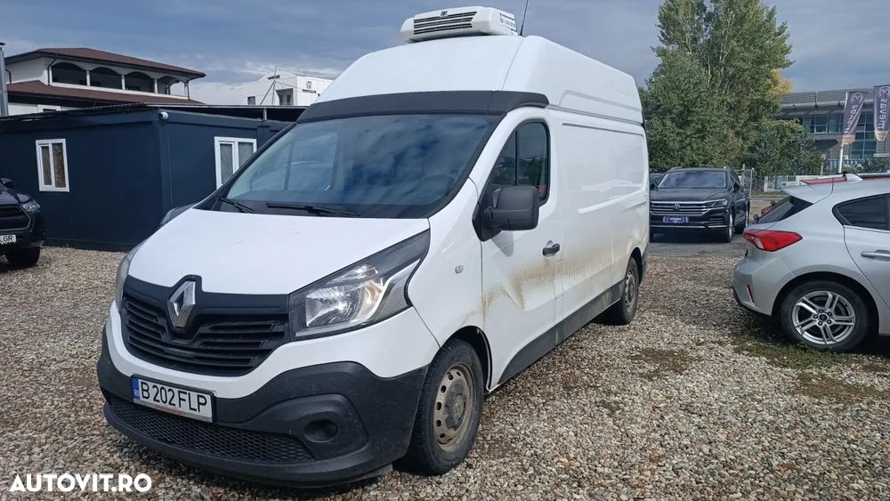 Renault Trafic - 1