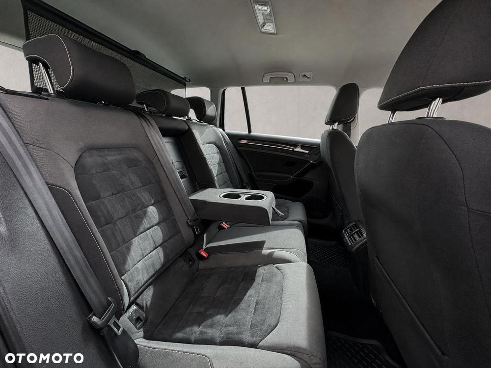 Volkswagen Golf 1.2 TSI BlueMotion Technology DSG Trendline - 18