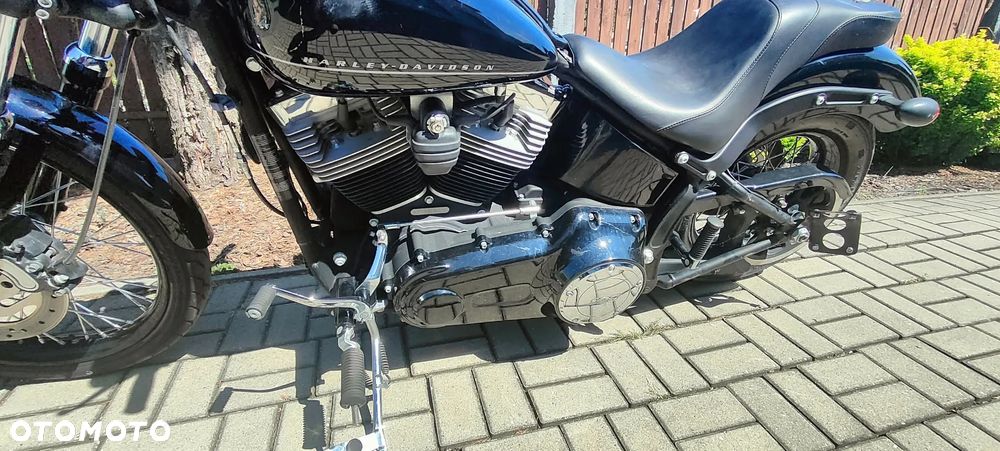 Harley-Davidson Softail Blackline - 18