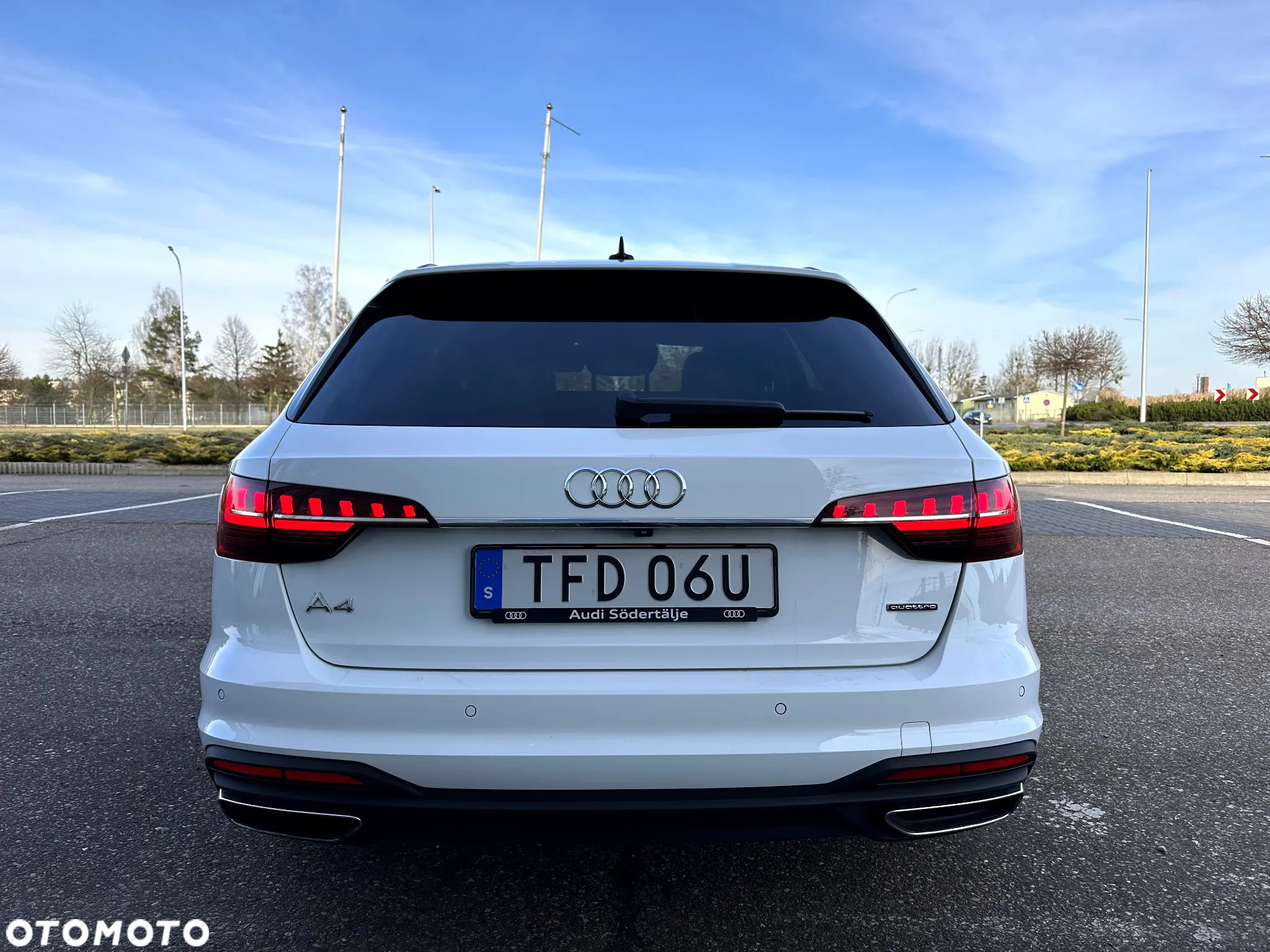 Audi A4 Avant 40 TDI quattro S tronic S line - 11