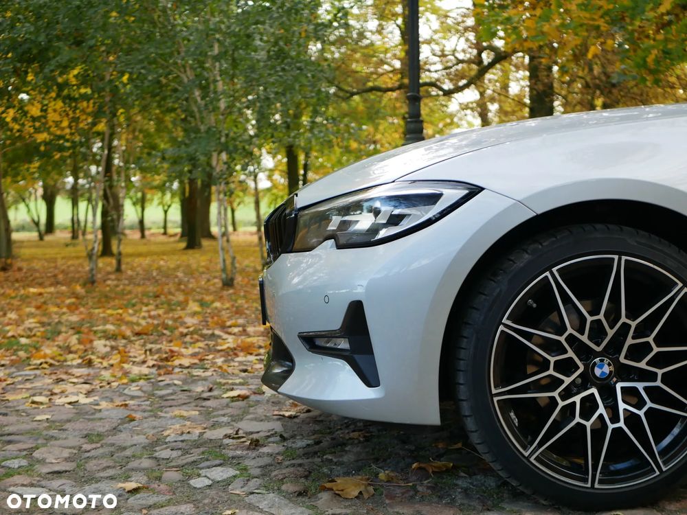 BMW Seria 3 - 26