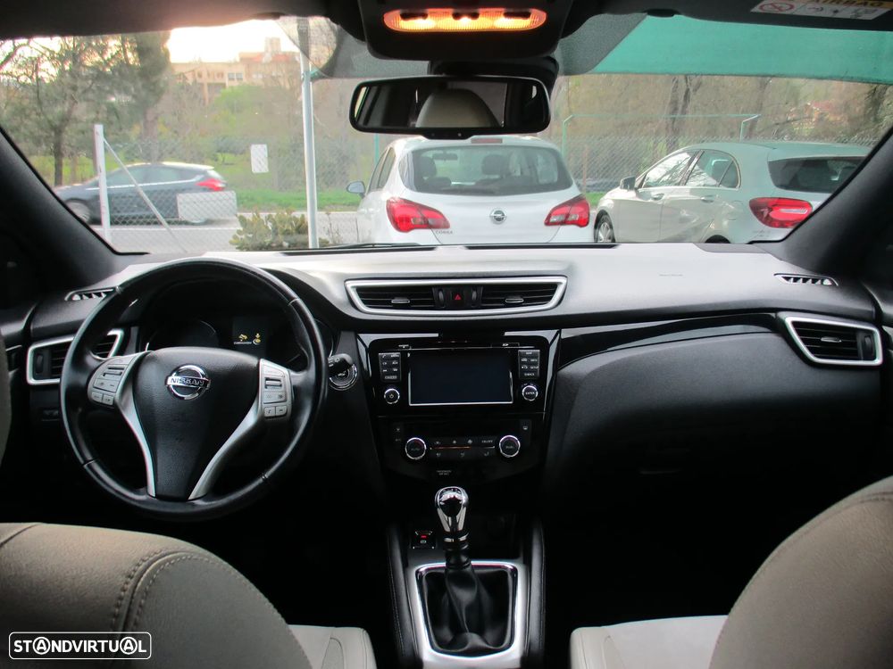 Nissan Qashqai 1.6 dCi Tekna Premium S Alcantara - 11