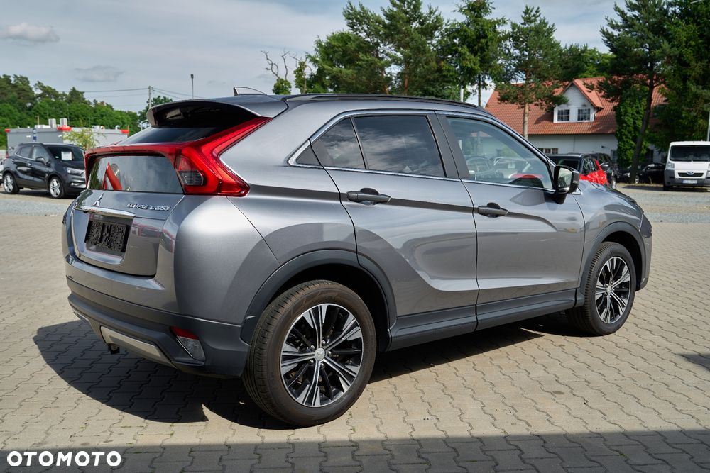 Mitsubishi Eclipse Cross - 8