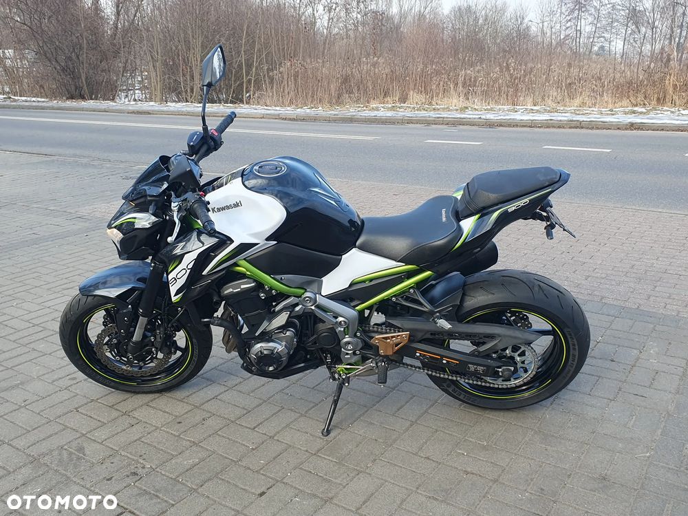 Kawasaki Z 900 - 26