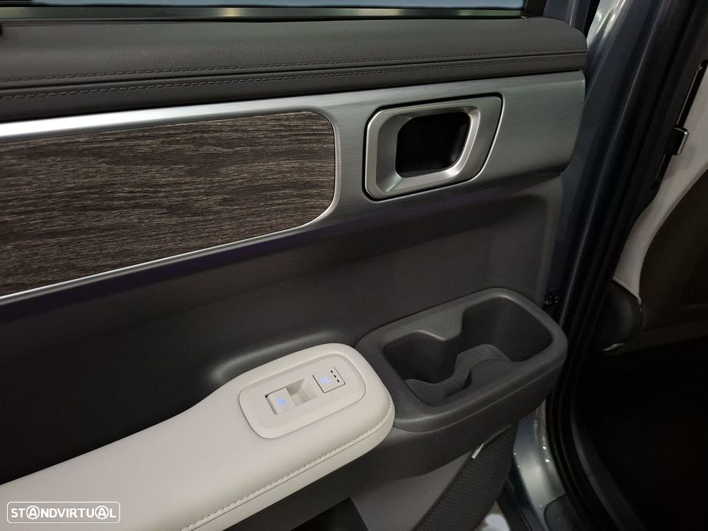 Hyundai Santa Fe 1.6 T-GDI PHEV Vanguard - 36