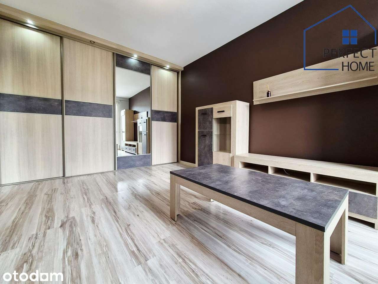 Mieszkanie Po remoncie do wprowadzenia,niskie koszty Utrzymania,balkon