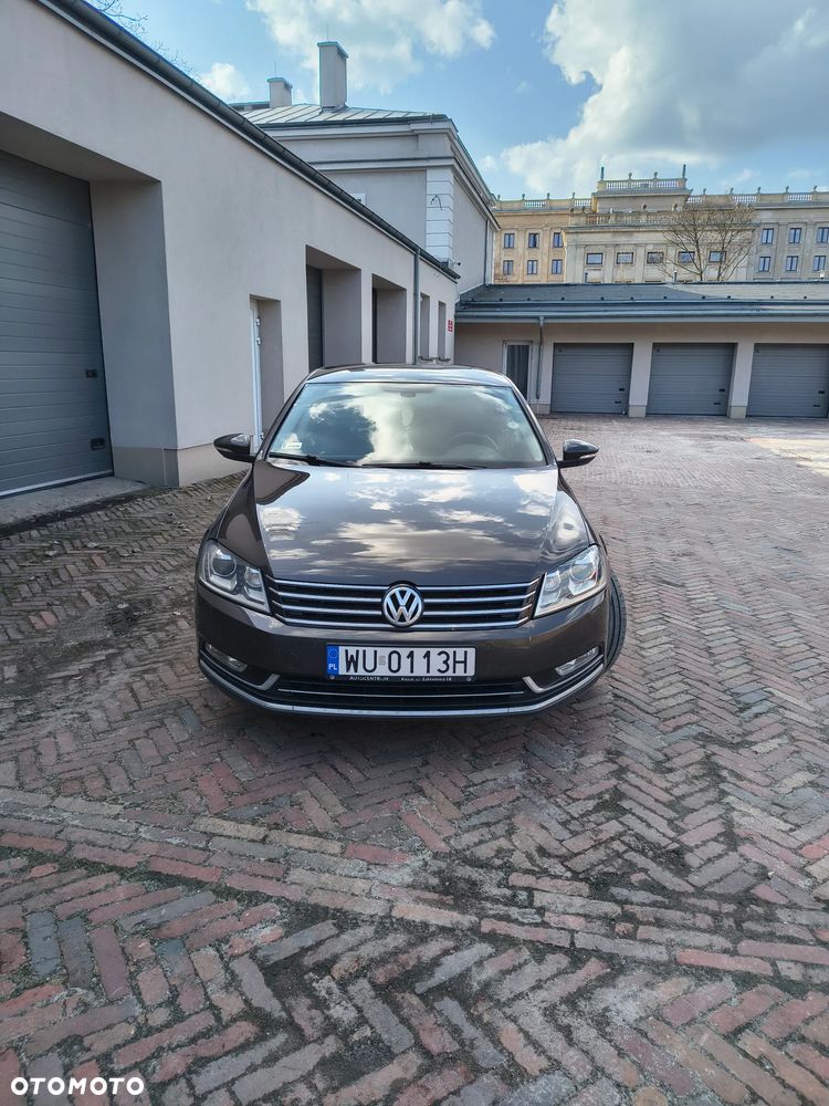 Volkswagen Passat 2.0 TSI Highline - 2