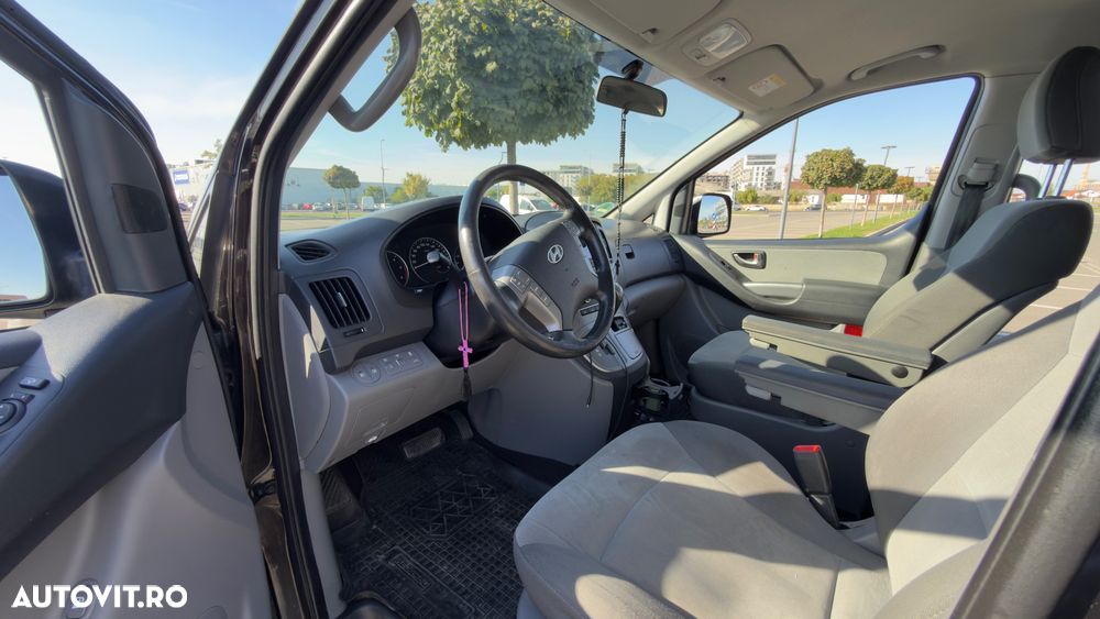 Hyundai H-1 Starex - 14