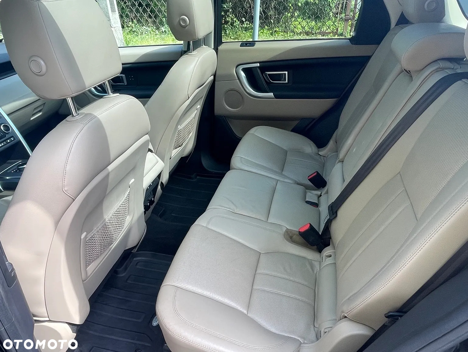 Land Rover Discovery Sport 2.0 Si4 HSE - 8