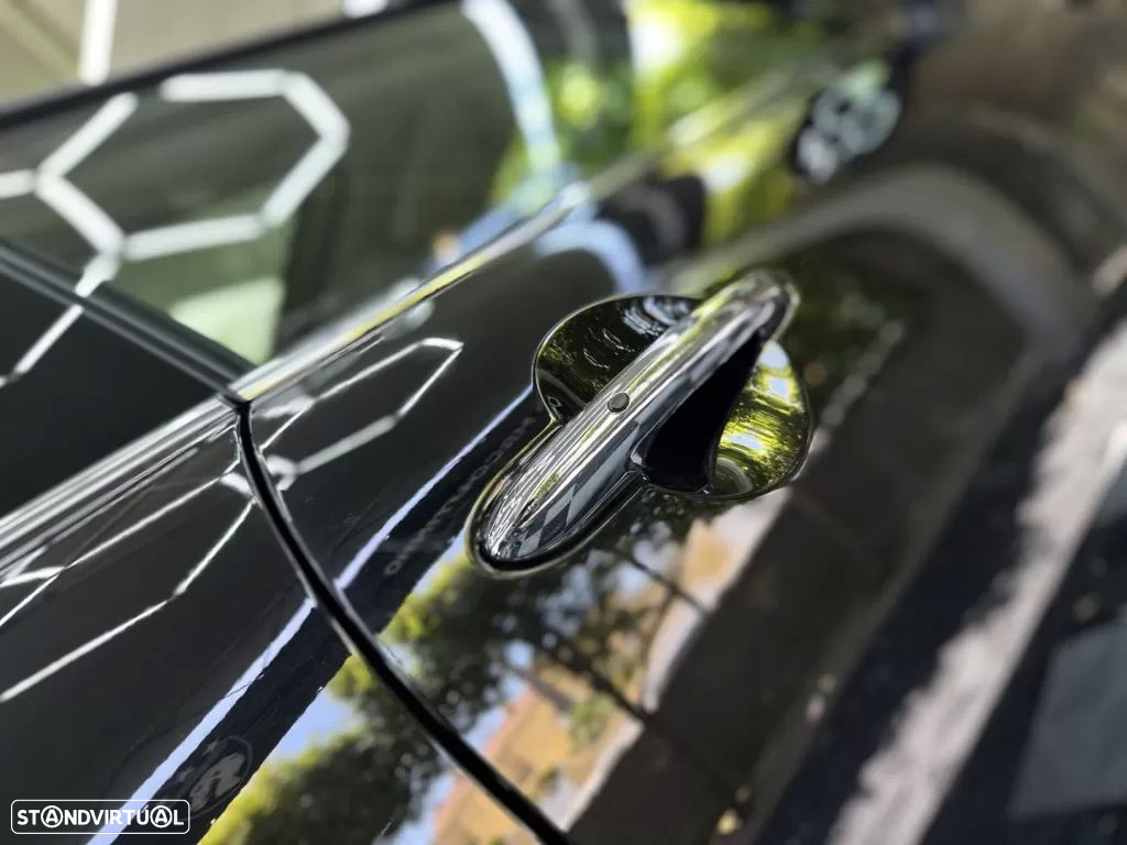MINI 3 Portas Cooper SE Camden Edition - 49