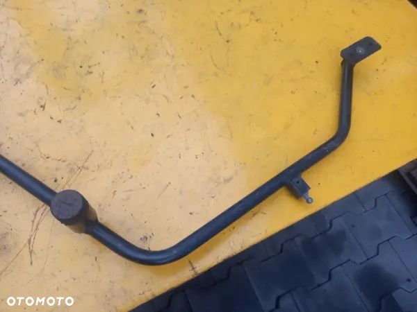 Ramka uchwyt tylnej szyby New Holland TM190 - 3