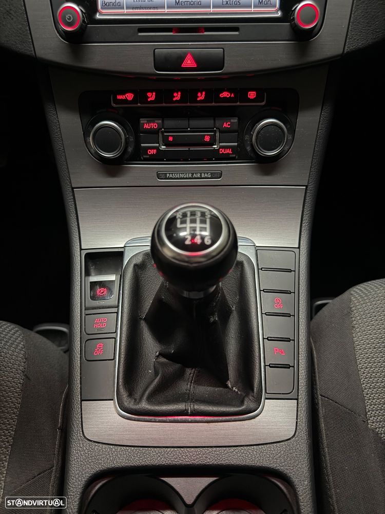 VW Passat Variant 2.0 TDI Highline - 10