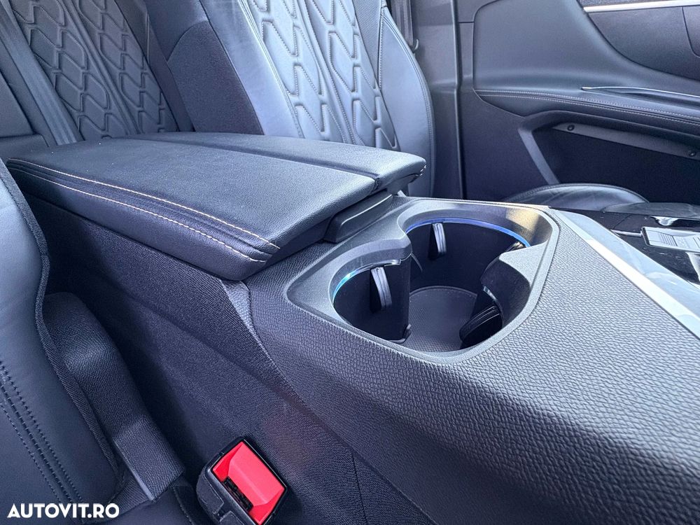 Peugeot 3008 1.2 PureTech 130 EAT8 GT - 16