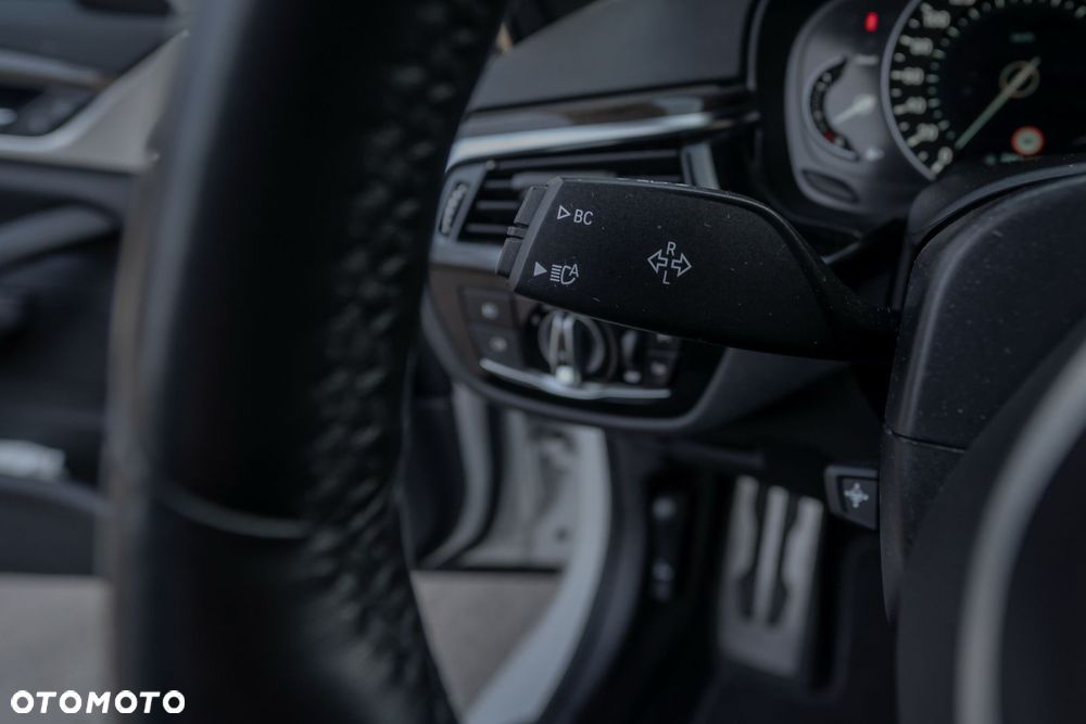 BMW Seria 5 520d xDrive M Sport Edition - 22