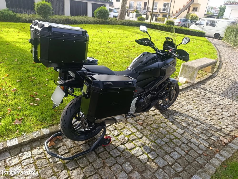 Honda NC750X - 4
