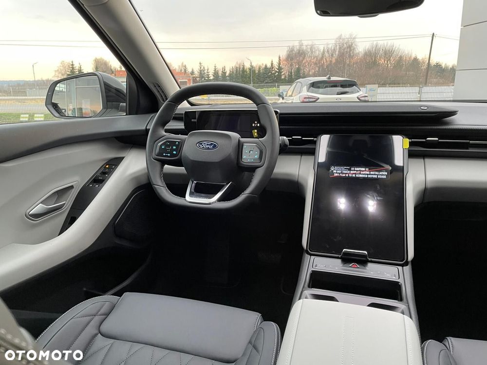 Ford Explorer - 23