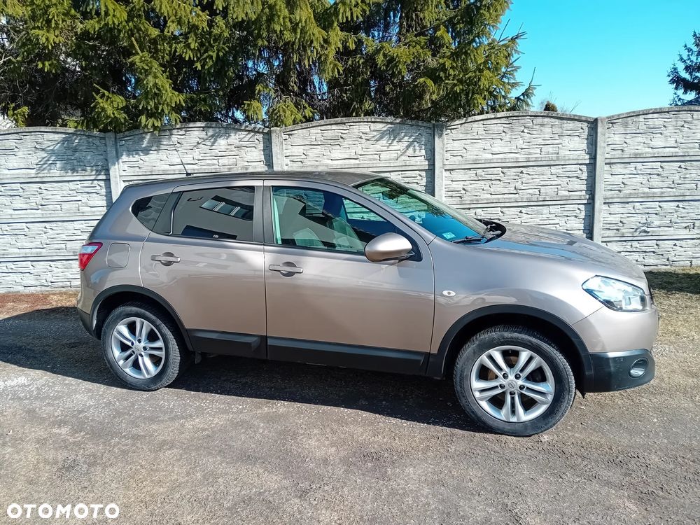 Nissan Qashqai - 10