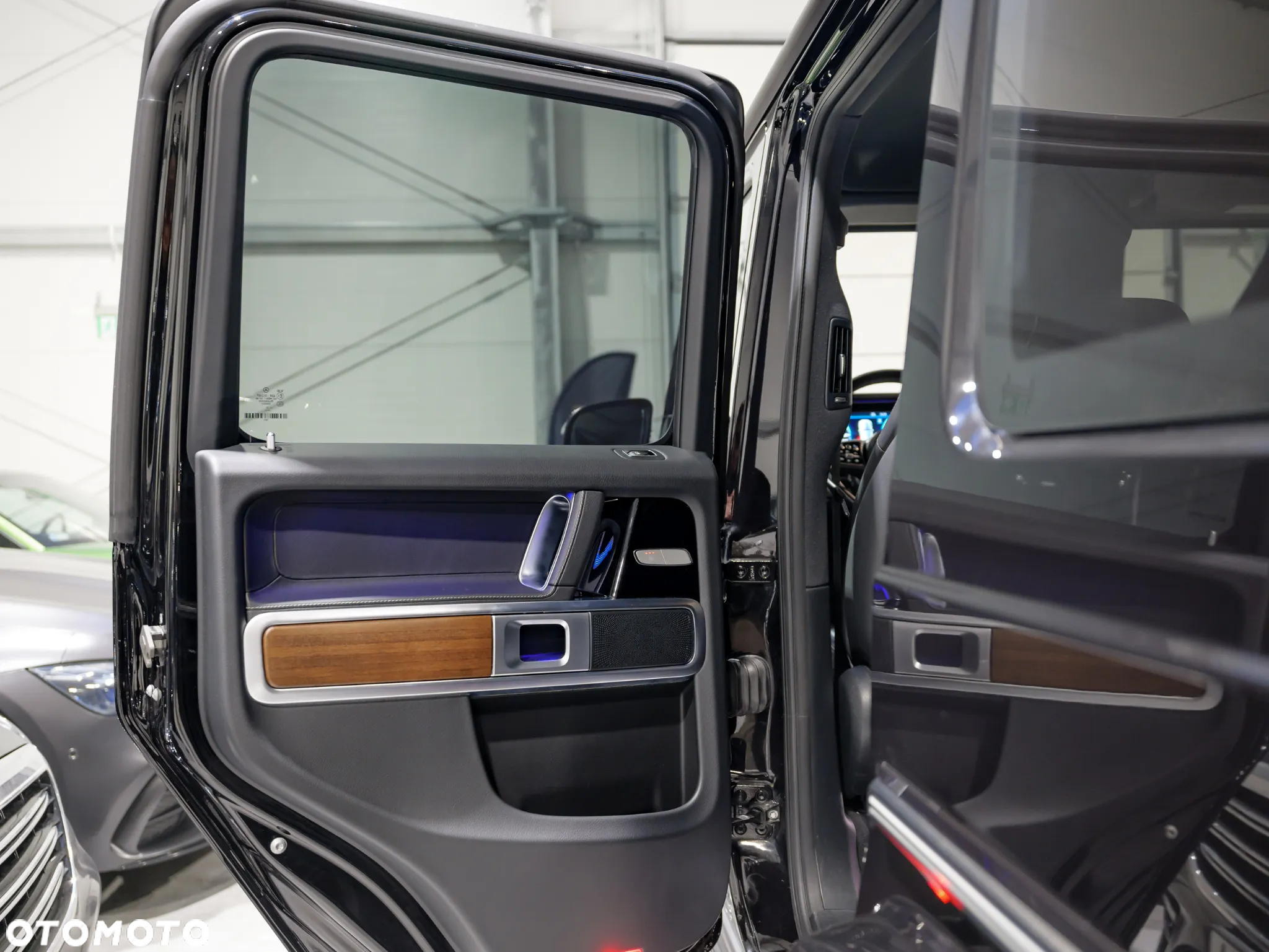 Mercedes-Benz Klasa G 400 d - 36
