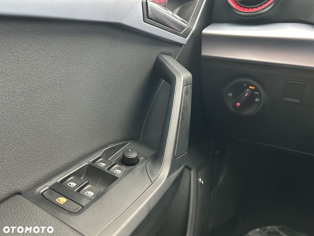 Seat Arona - 17