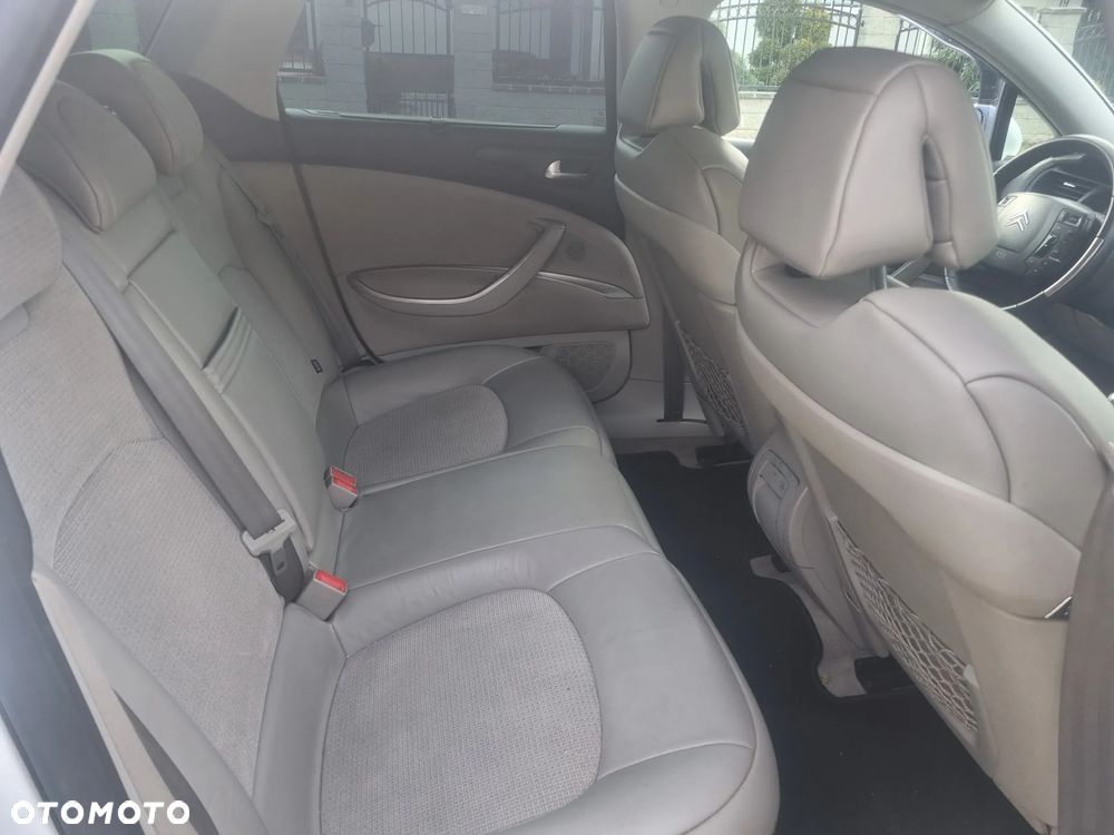 Citroën C5 HDi 165 FAP Exclusive - 15