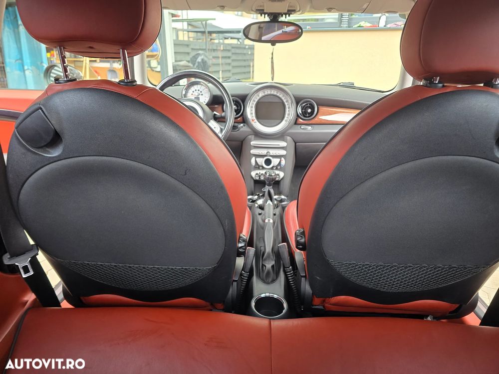 Mini Cooper S Standard - 12