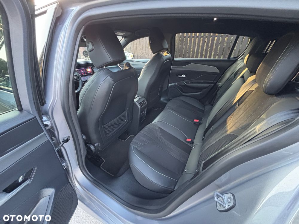 Peugeot 308 1.2 PureTech GPF GT S&S EAT8 - 17