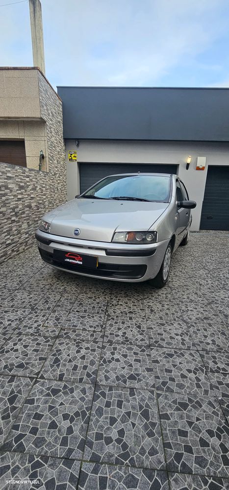 Fiat Punto 1.2 8V Active - 12