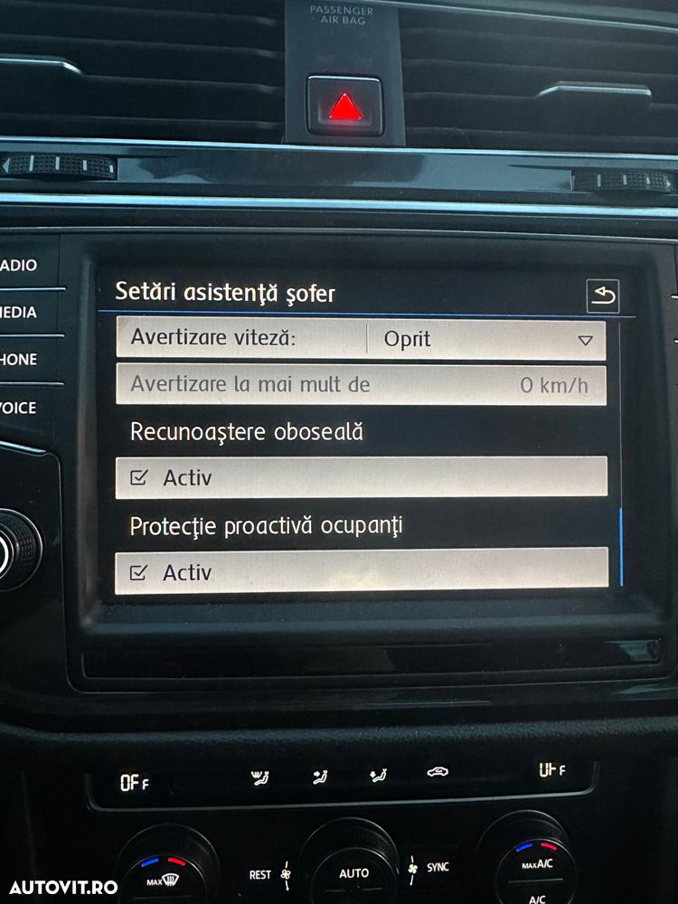 Volkswagen Tiguan - 13