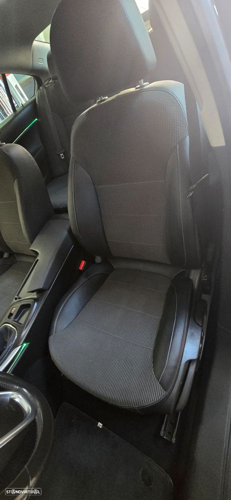 Opel Insignia 2.0 CDTi Cosmo - 18